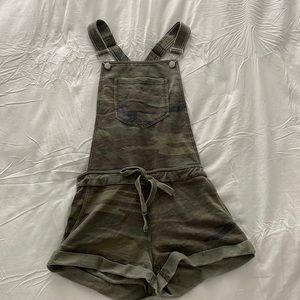 Neely camo overalls